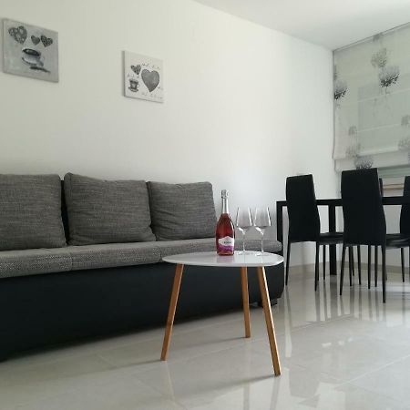 Apartman Ana Порат Екстериор снимка